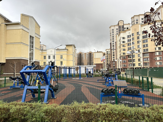 Продам трехкомнатную (3-комн.) квартиру, Крымской весны ул, 5к7, Мирное с