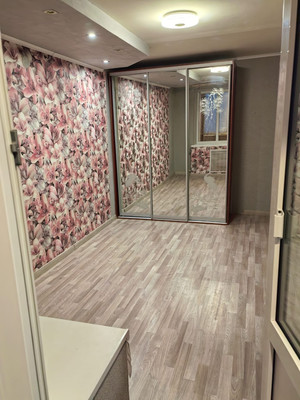 Сдам 2-комн. в 6-комн. квартире, Заводской пр-кт, 62, Колпино г