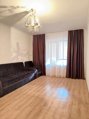 Продам двухкомнатную (2-комн.) квартиру, Ватутина ул, 8, Нальчик г