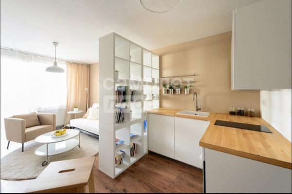 Продам однокомнатную (1-комн.) квартиру, 70 лет Октября ул, 14, Стрехнино с