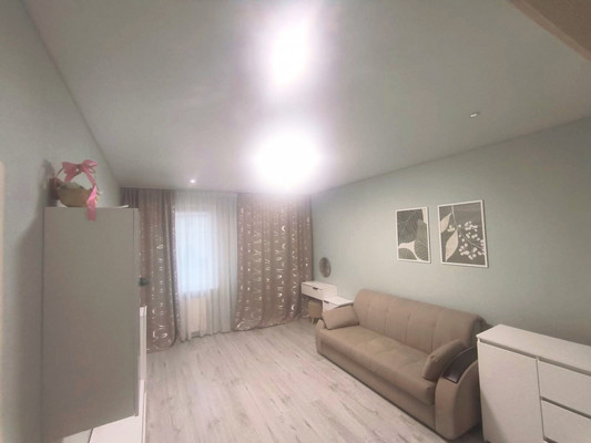 Продам однокомнатную (1-комн.) квартиру, Солнечная ул, 4, Ласкино п