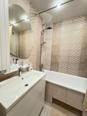 Продам двухкомнатную (2-комн.) квартиру, Петрова ул, 27кб, Йошкар-Ола г