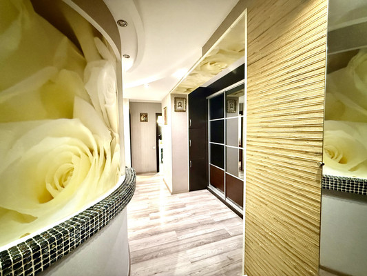 Продам трехкомнатную (3-комн.) квартиру, И.Г.Лексина ул, 54, Симферополь г