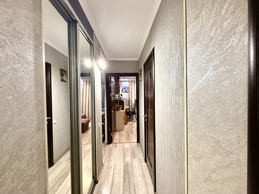 Продам трехкомнатную (3-комн.) квартиру, И.Г.Лексина ул, 54, Симферополь г