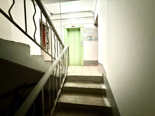 Продам трехкомнатную (3-комн.) квартиру, И.Г.Лексина ул, 54, Симферополь г