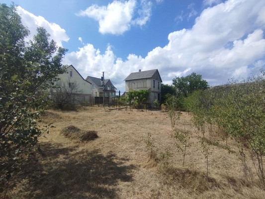 Продам участок 5 соток, Фермерское хоз., Дружная ул, Заря тер. СПК, 0 км от города