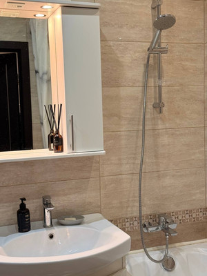 Продам двухкомнатную (2-комн.) квартиру, Носовихинское ш, 27, Реутов г