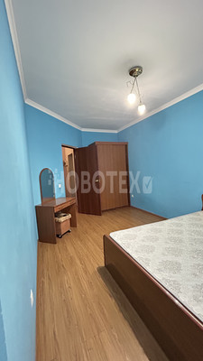 Продам двухкомнатную (2-комн.) квартиру, Объездная ул, 2, Горячий Ключ г