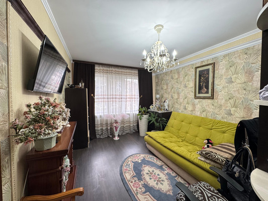 Продам трехкомнатную (3-комн.) квартиру, Советской Армии ул, 138, Армавир г