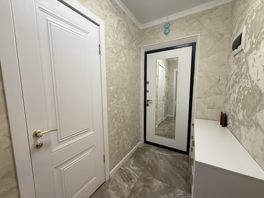 Продам однокомнатную (1-комн.) квартиру, Еременко ул, 110/2к1, Ростов-на-Дону г