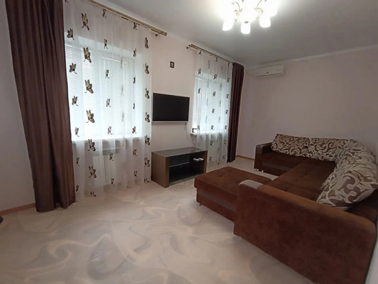 Продам дом, Волгоградская ул, Волгодонск г, 0 км от города