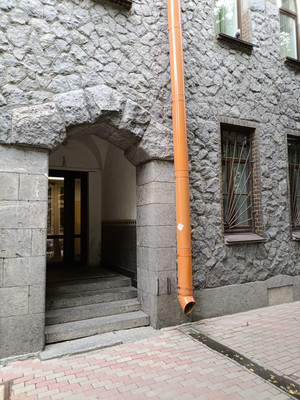 Продам трехкомнатную (3-комн.) квартиру, Каменноостровский пр-кт, 67, Санкт-Петербург г