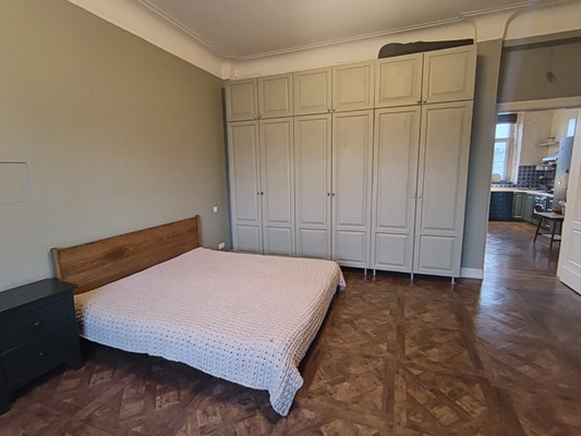 Продам трехкомнатную (3-комн.) квартиру, Козихинский Б. пер, 5/3, Москва г