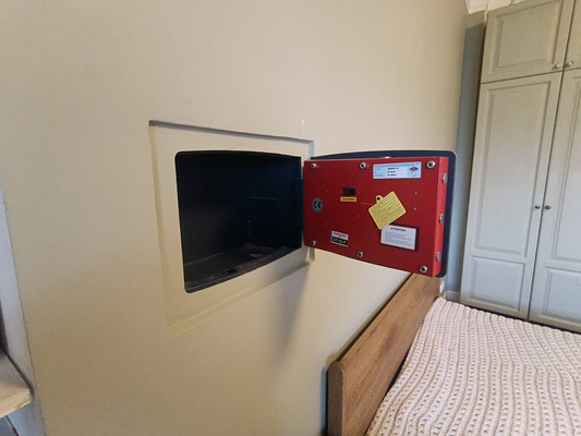 Продам трехкомнатную (3-комн.) квартиру, Козихинский Б. пер, 5/3, Москва г