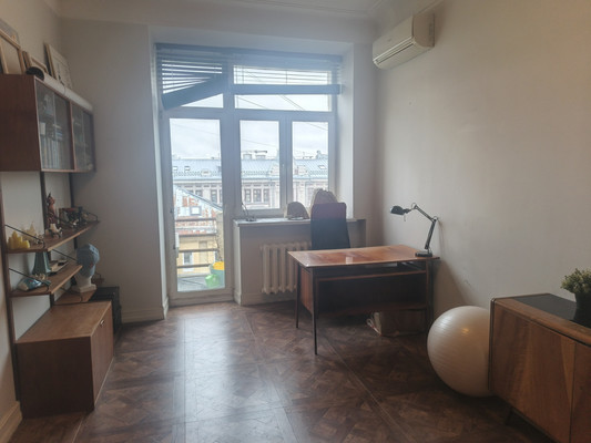 Продам трехкомнатную (3-комн.) квартиру, Козихинский Б. пер, 5/3, Москва г