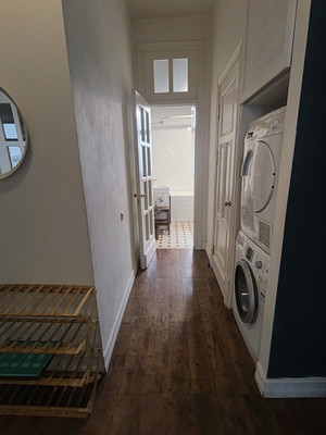 Продам трехкомнатную (3-комн.) квартиру, Козихинский Б. пер, 5/3, Москва г