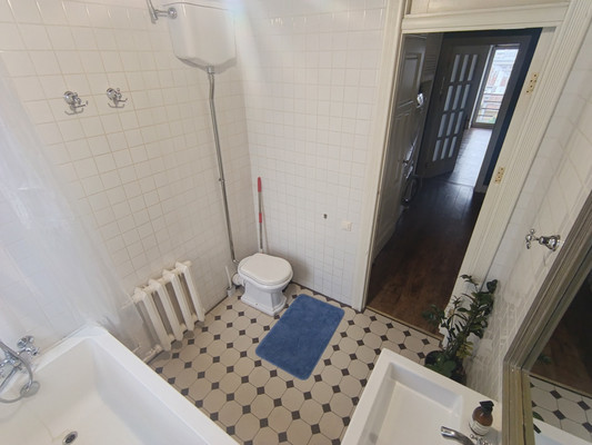 Продам трехкомнатную (3-комн.) квартиру, Козихинский Б. пер, 5/3, Москва г