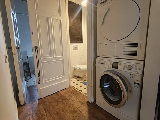 Продам трехкомнатную (3-комн.) квартиру, Козихинский Б. пер, 5/3, Москва г