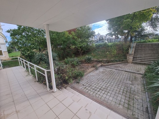 Продам однокомнатную (1-комн.) квартиру, Победы пр-кт, 26, Севастополь г