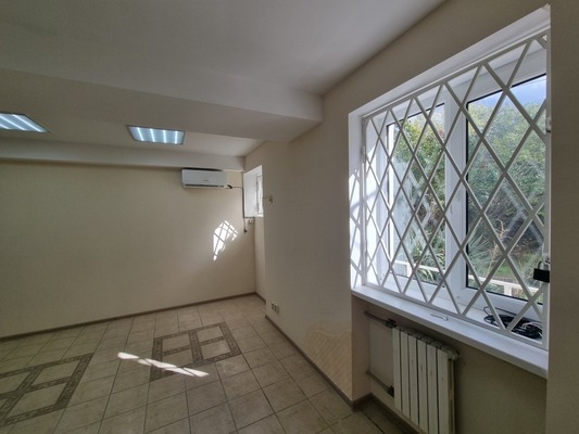 Продам однокомнатную (1-комн.) квартиру, Победы пр-кт, 26, Севастополь г