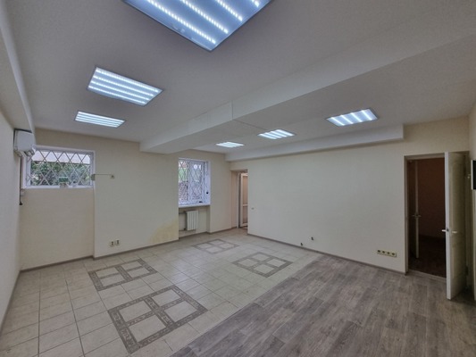 Продам однокомнатную (1-комн.) квартиру, Победы пр-кт, 26, Севастополь г