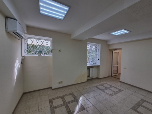 Продам однокомнатную (1-комн.) квартиру, Победы пр-кт, 26, Севастополь г