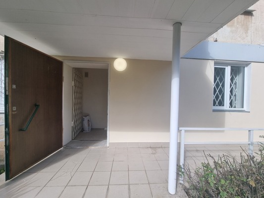 Продам однокомнатную (1-комн.) квартиру, Победы пр-кт, 26, Севастополь г