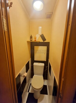 Продам однокомнатную (1-комн.) квартиру, Ореховый б-р, 39к2, Москва г