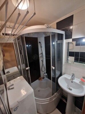 Продам однокомнатную (1-комн.) квартиру, Ореховый б-р, 39к2, Москва г