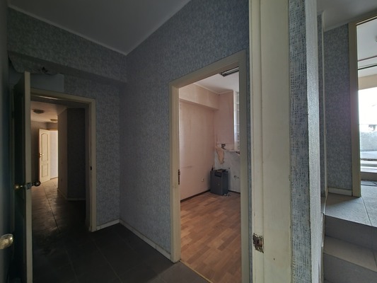 Продам трехкомнатную (3-комн.) квартиру, 60 лет СССР ул, 10, Алушта г