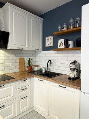 Продам трехкомнатную (3-комн.) квартиру, Соколовская ул, 76а, Красноярск г