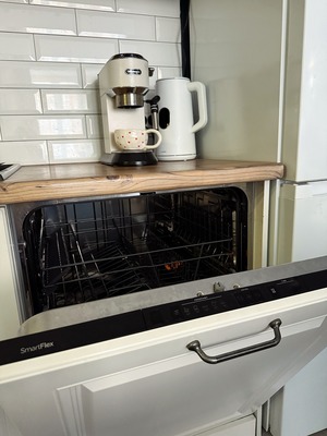 Продам трехкомнатную (3-комн.) квартиру, Соколовская ул, 76а, Красноярск г