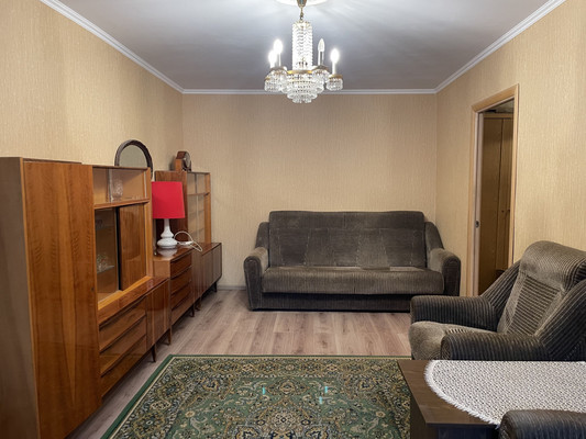 Продам двухкомнатную (2-комн.) квартиру, Школьная ул, 14, Ангелово с