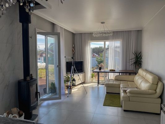 Продам коттедж, Изумрудная ул, 37, Пески п, 0 км от города