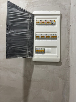 Продам трехкомнатную (3-комн.) квартиру, Семенчикова ул, 2, Иваново г