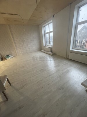 Продам трехкомнатную (3-комн.) квартиру, Парк Апрель ул, 31, Апрелевка г