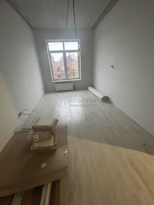 Продам трехкомнатную (3-комн.) квартиру, Парк Апрель ул, 31, Апрелевка г