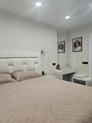 Продам трехкомнатную (3-комн.) квартиру, Стрельнинское ш, 6к3, Красное Село г