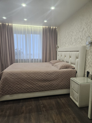 Продам трехкомнатную (3-комн.) квартиру, Стрельнинское ш, 6к3, Красное Село г