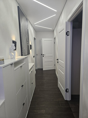 Продам трехкомнатную (3-комн.) квартиру, Стрельнинское ш, 6к3, Красное Село г