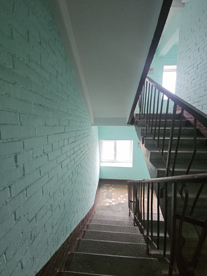 Продам трехкомнатную (3-комн.) квартиру, Стрельнинское ш, 6к3, Красное Село г