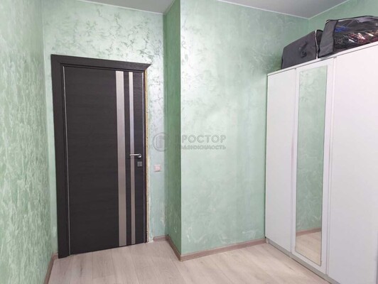 Продам двухкомнатную (2-комн.) квартиру, Парковая ул, 9, Сабурово д