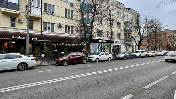 Продам торговое помещение 165 м2, Красная ул, 17, Краснодар г