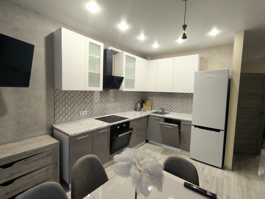 Сдам двухкомнатную (2-комн.) квартиру, Измайловский б-р, 11, Санкт-Петербург г