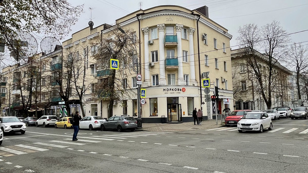 Продам торговое помещение 67,3 м2, Красная ул, 17, Краснодар г