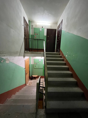 Продам двухкомнатную (2-комн.) квартиру, Луговая ул, 2, Назия гп