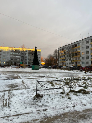 Продам двухкомнатную (2-комн.) квартиру, Луговая ул, 2, Назия гп