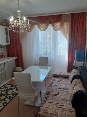 Продам двухкомнатную (2-комн.) квартиру, Ленина ул, 227, Анапа г