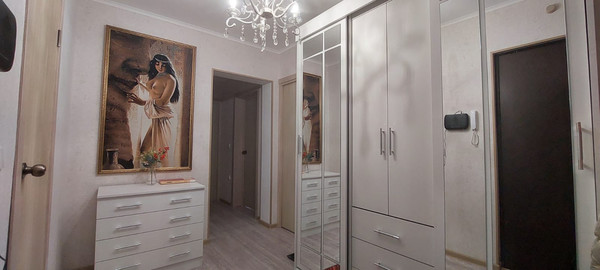 Продам двухкомнатную (2-комн.) квартиру, Ленина ул, 227, Анапа г