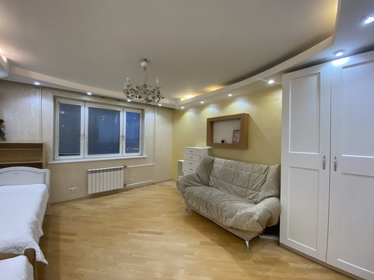 Продам трехкомнатную (3-комн.) квартиру, Академика Варги ул, 3, Москва г